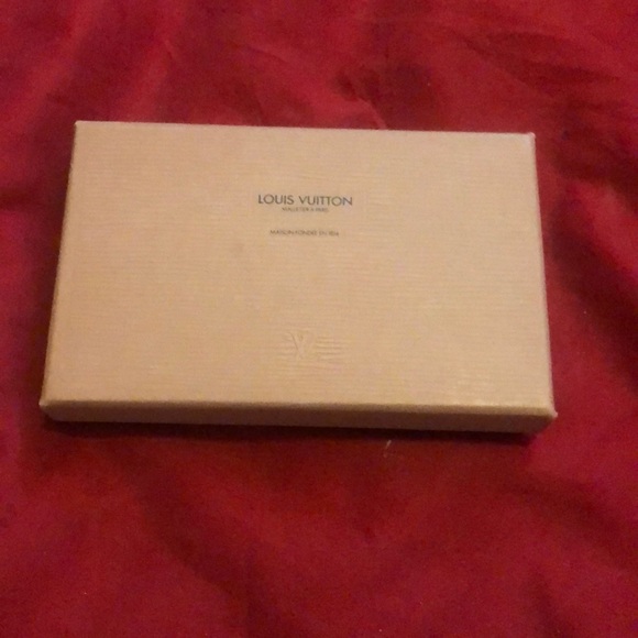 Authentic Louis Vuitton Box - Picture 1 of 7